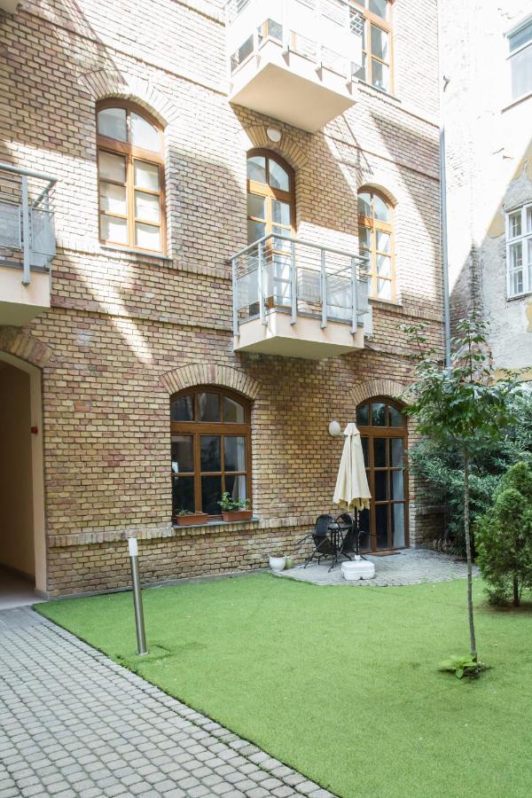 Aradi Apartment 布达佩斯 外观 照片